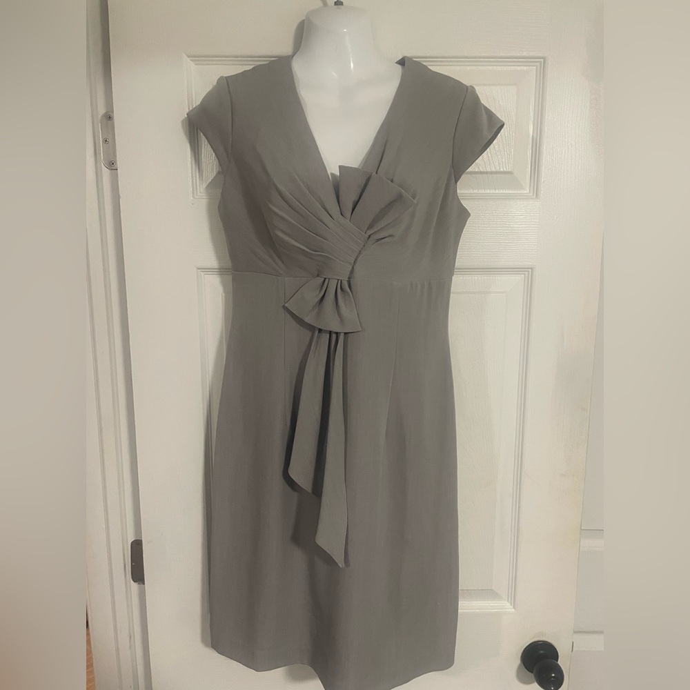 Grey Bow Dress by Sandra Darren Size 6 NWOT